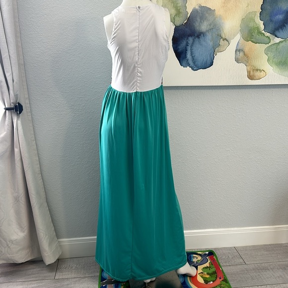 TROPICAL PRINT FLOWING BOHO DRESS BY XJF. MC - Picture 6 of 10